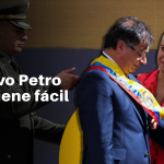 María José Pizarro le impuso la banda presidencial a Gustavo Petro